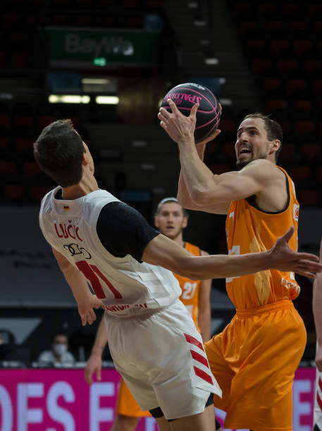 训练中更有 训练中更有